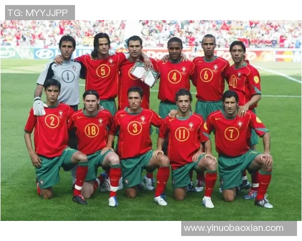 足球传奇之一号球员：从绿茵场到全球瞩目的超级巨星成长之路