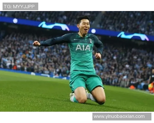 足球巨星签约新合同 探索未来职业生涯的新篇章